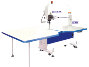 low vibration and noise levels achieved by compact,light design of machine and hi-tech engineering. EASTMAN EC 700 N BAND KNIVES Sewing Machine